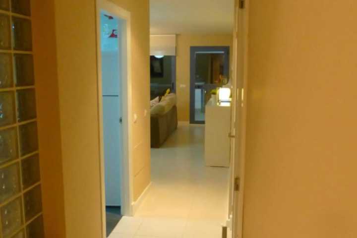 Room 10 of 15