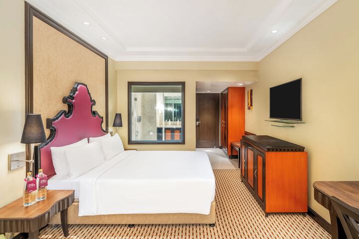 Room 18 of 73