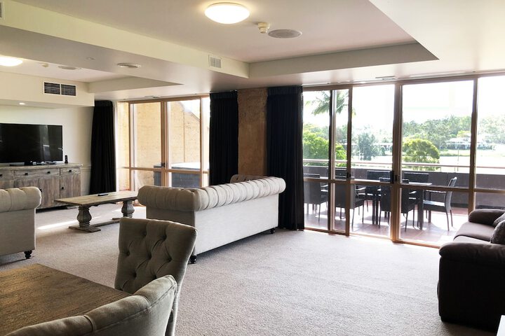 Room 8 of 45