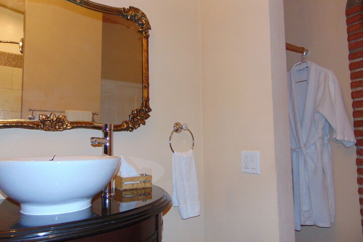 Room 135 of 413