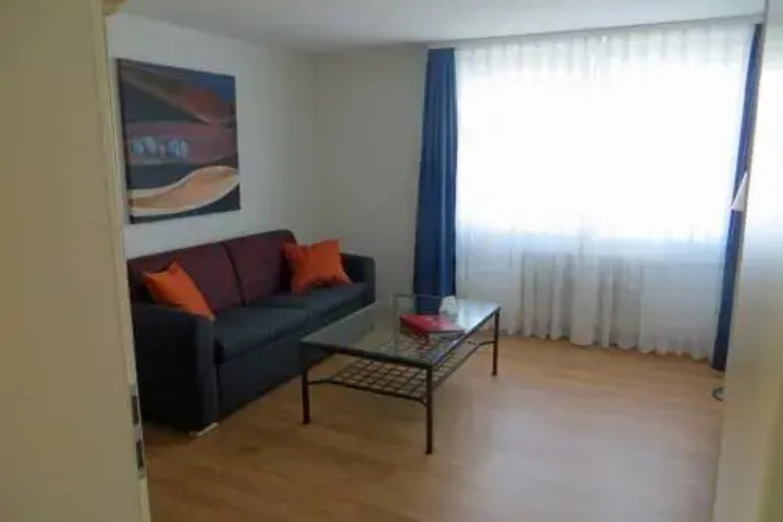 Room 3 of 16