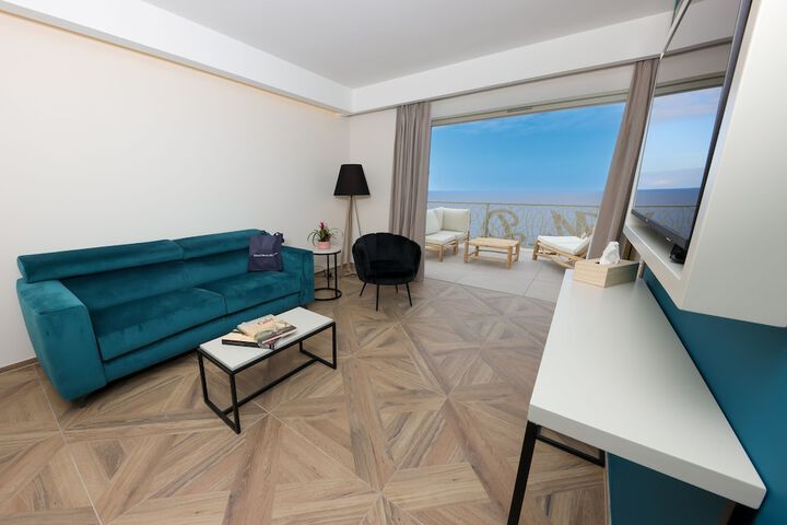 Room 20 of 42
