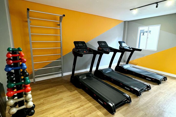 Health and Fitness 5 of 14