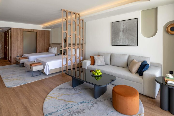 Room 43 of 95