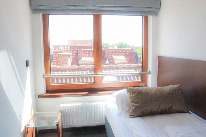 Room 62 of 146