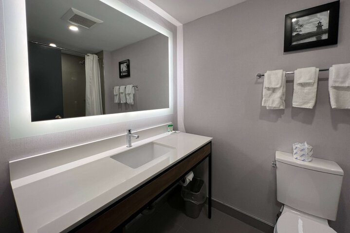 Room 21 of 26