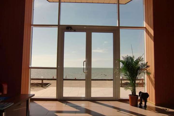 Tropicana Hotel