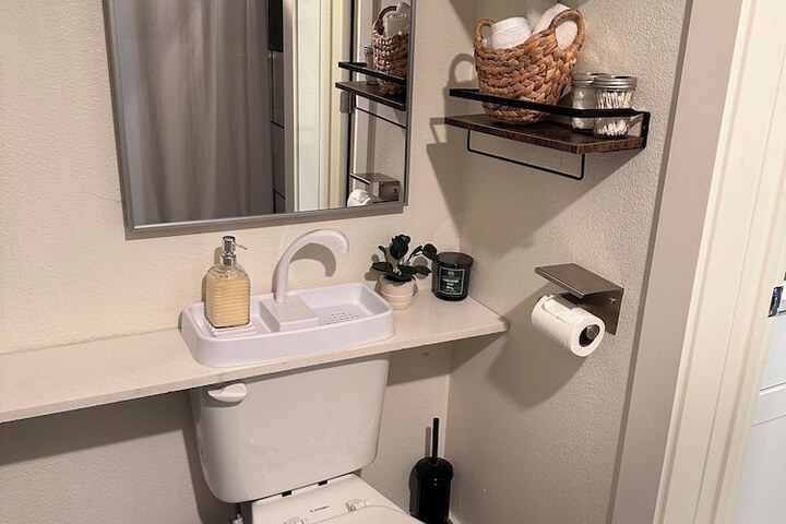 Room 25 of 25