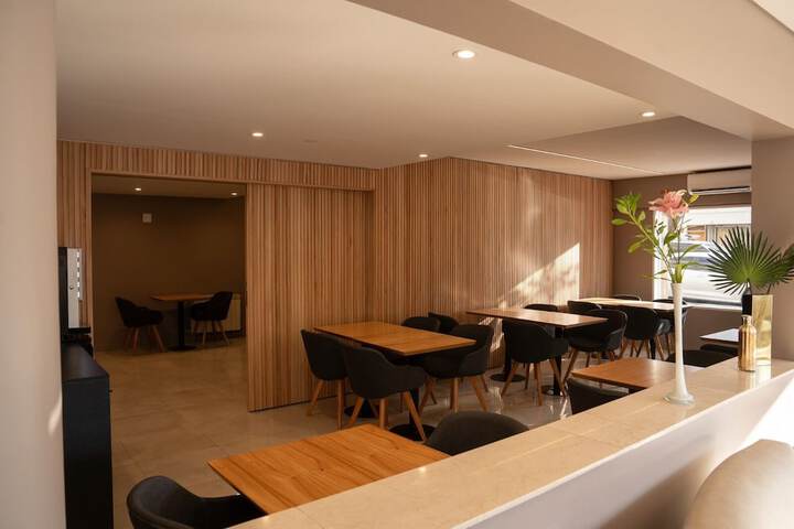 Breakfast area