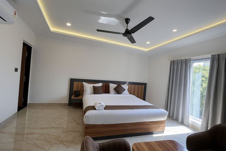 Room 10 of 92