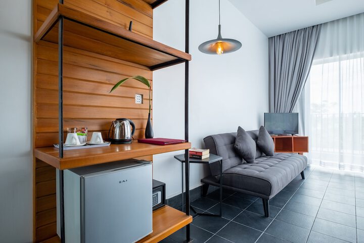 Room 5 of 51