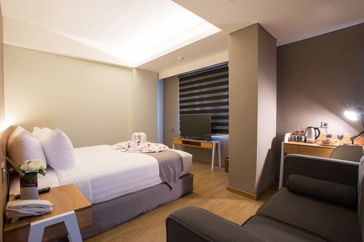 Room 14 of 52
