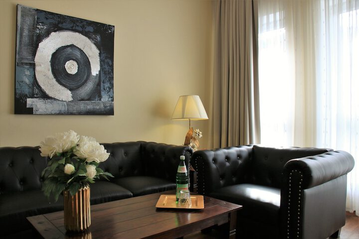 Room 10 of 45