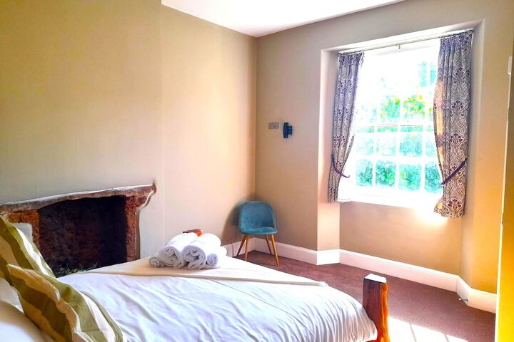 Room 8 of 20