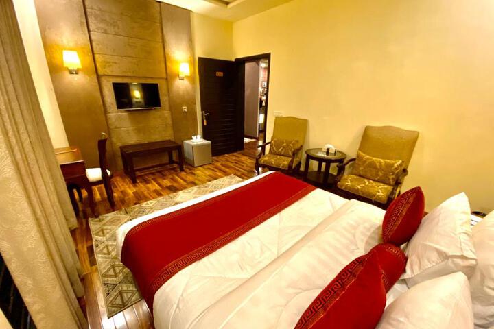 Shelton’s Rezidor Lahore