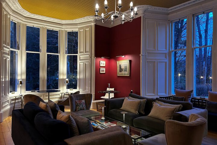 Lounge 115 of 158