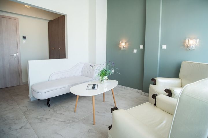 Room 45 of 137