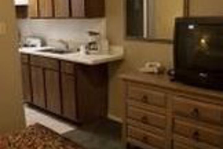 Room 14 of 22