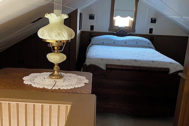 Room 18 of 81