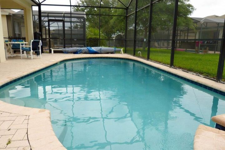 Pool 26 of 32