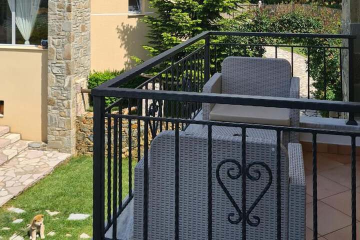 Terrace/Patio 12 of 48