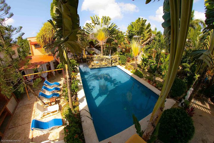 Exterior of Residence Tropical Garden