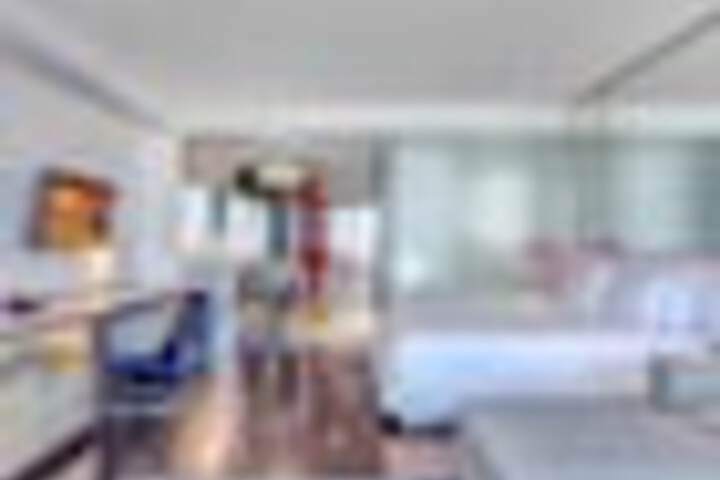 Room 11 of 252