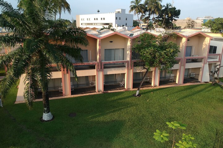 Hotel Exterior 59 of 59