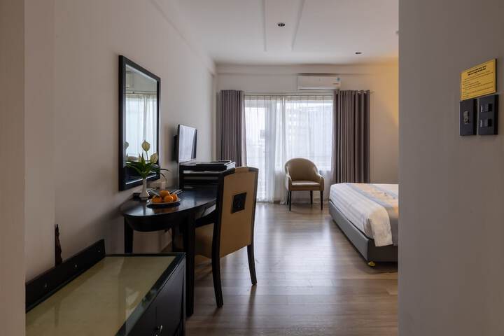 Room 27 of 201