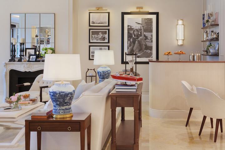 Guest Lobby