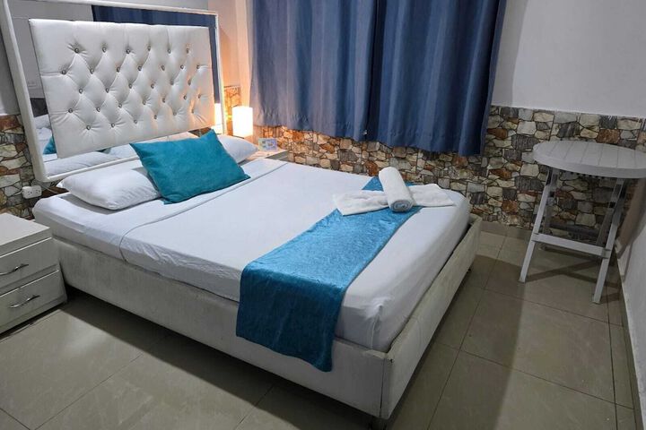 Room 2 of 11