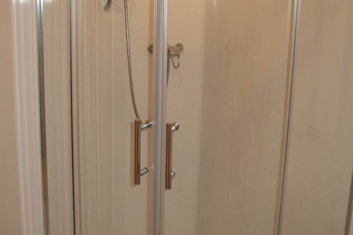 Room 21 of 32