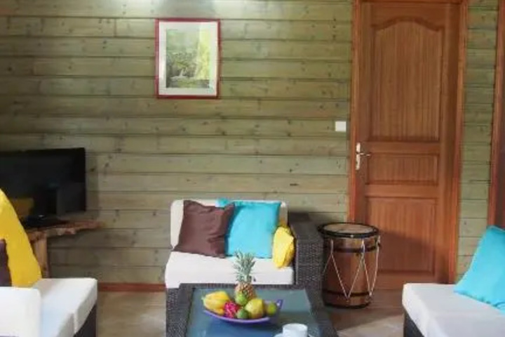 Room 3 of 6