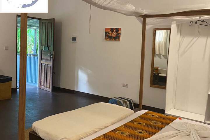 Room 5 of 72