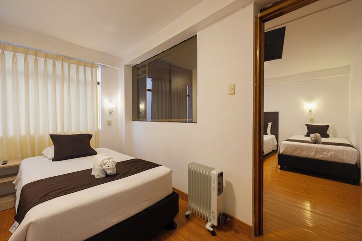 Room 8 of 30