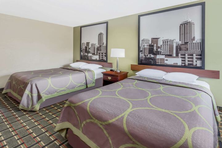 2 Double Beds (8 of 8)