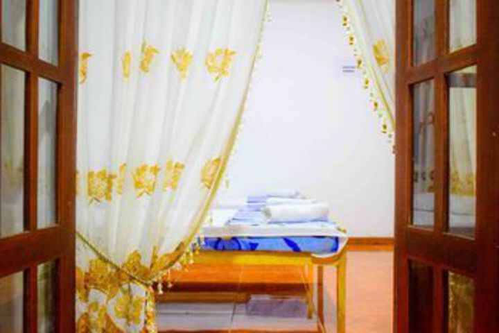 Room 14 of 49