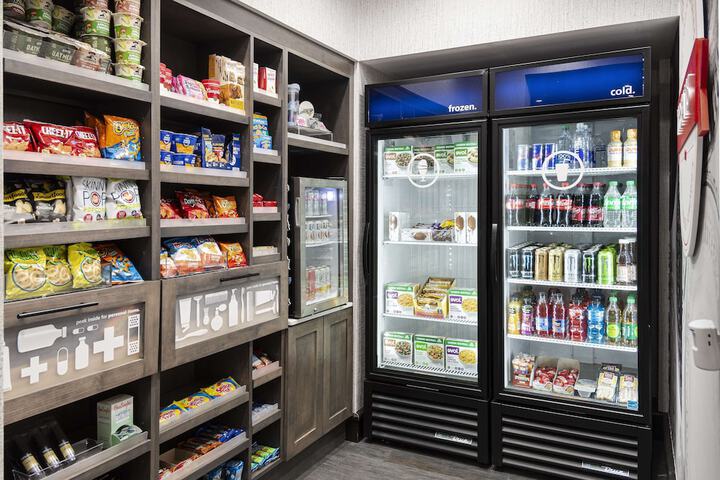 Snack bar