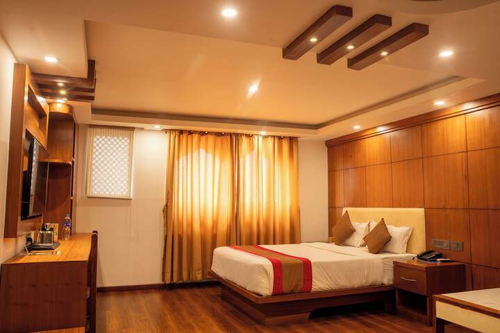 Room 34 of 105