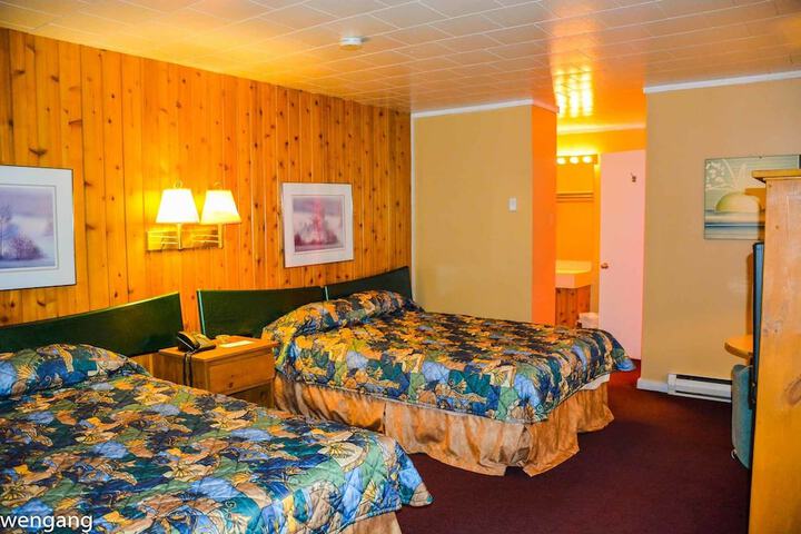Room 10 of 51