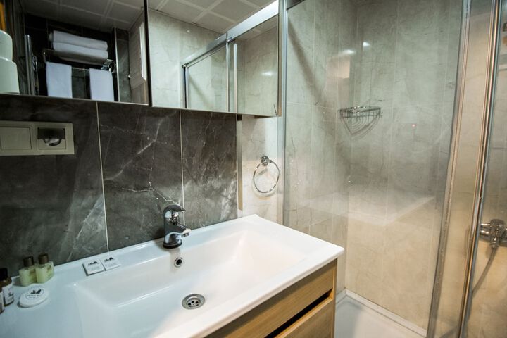 Bathroom Photo