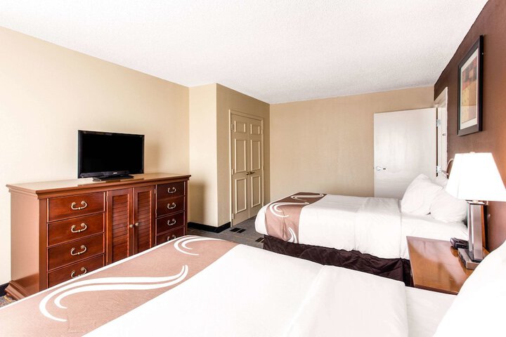 Double Accessible King Size Bed (20 of 20)