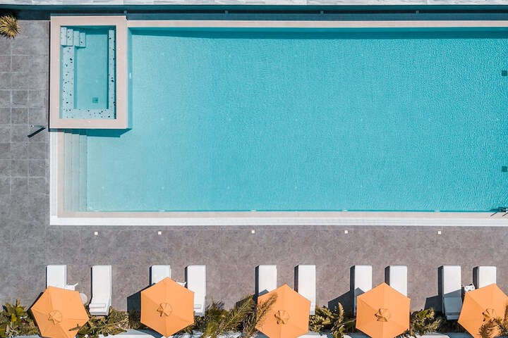 Hotel 67 of 76