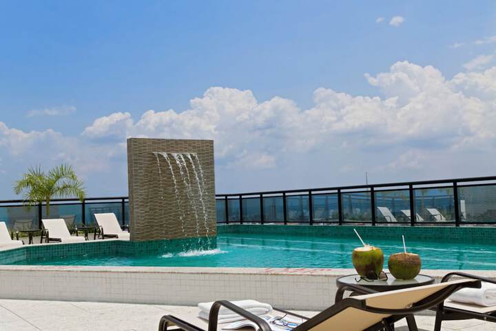 Pools & Facilities