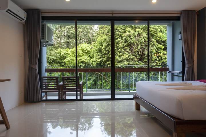 Room 16 of 31