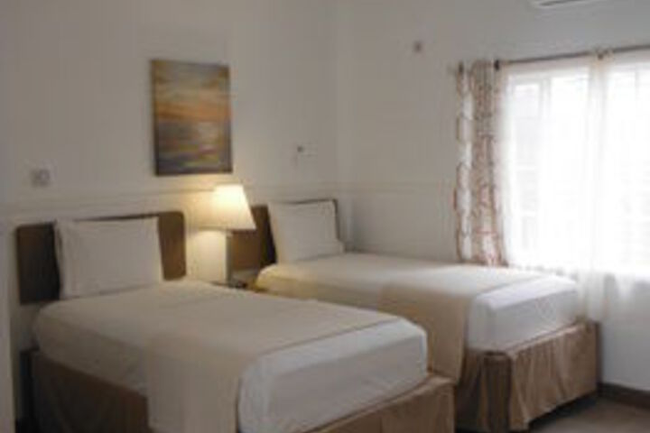 Room 18 of 32