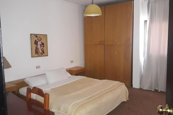 Room 15 of 63