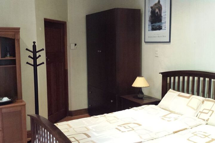 Room 6 of 43