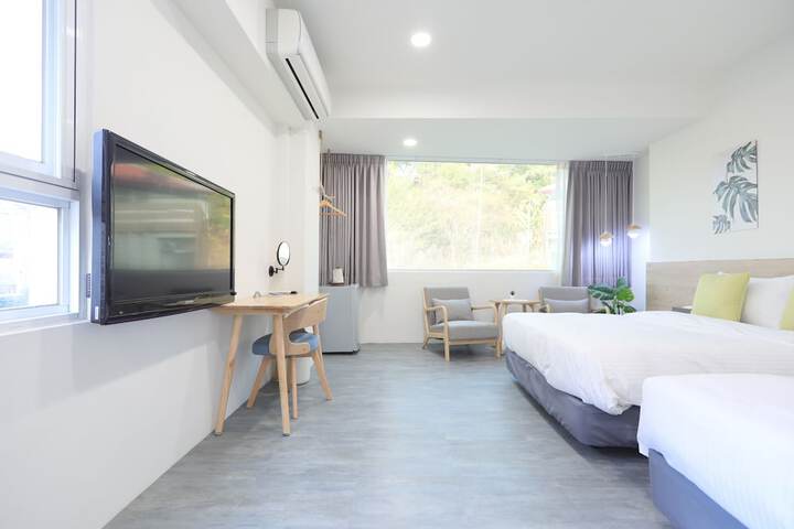 Room 50 of 75