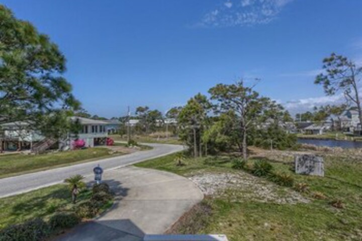Property Grounds 22 of 29